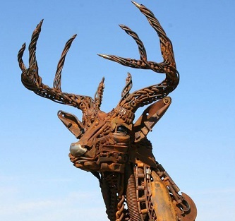 3509-skulptura-iz-metalla